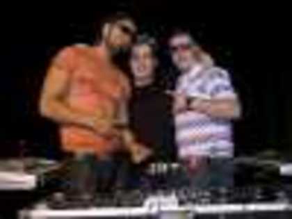 thumbs_14 - Connecte-r