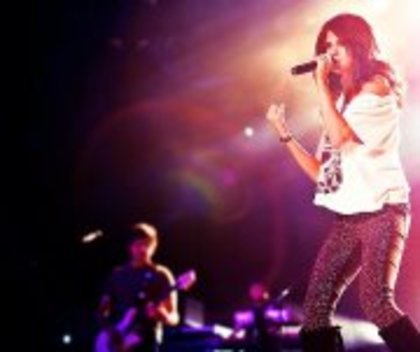 420477_317767184945624_119049044817440_771962_1977989629_a