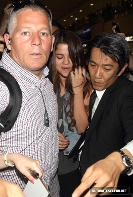 normal_010~7 - Arriving in Japan with Justin - July 9