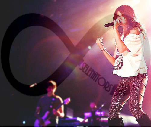 165815_3929940259035_1222076203_n_large - 0  Selenaaaa xD