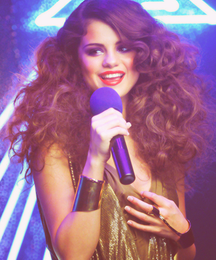 tumblr_m6y6d5nU621qfbv2lo1_500_large - 0  Selenaaaa xD