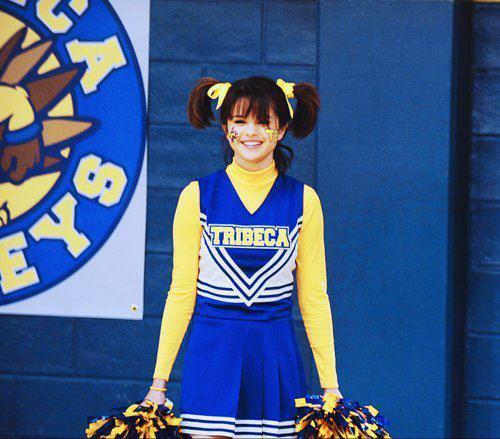 298912_255314904504297_229460823756372_637496_1002187451_n - 0  Selenaaaa xD