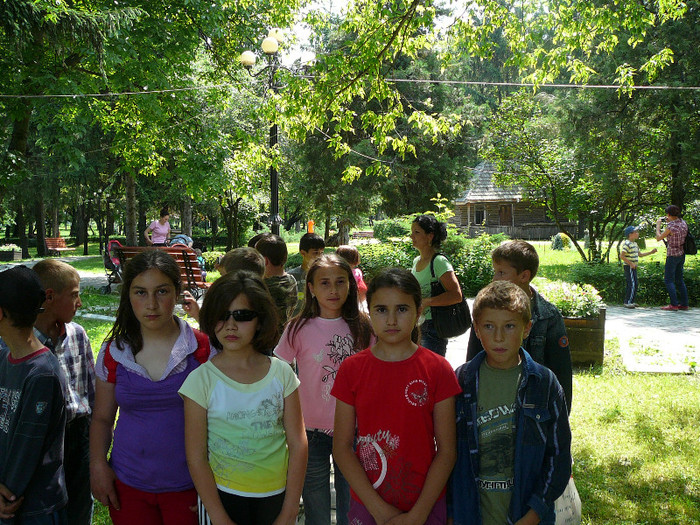 P1270139 - 2011 - Banchet a IV a