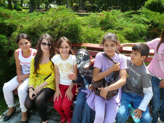 P1270162 - 2011 - Banchet a IV a