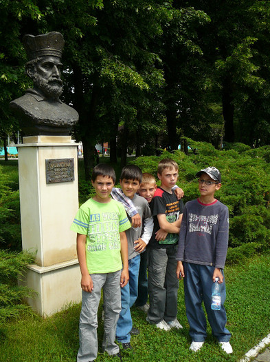 P1270184 - 2011 - Banchet a IV a