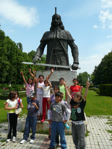 P1270195 - 2011 - Banchet a IV a