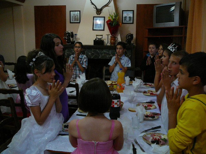 P1270527 - 2011 - Banchet a IV a - continuare