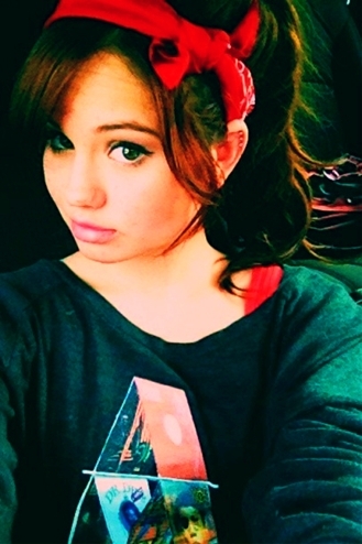 tumblr_m7f9y5bDBt1rng9fpo1_400 - 0 Debby Ryan