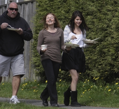 normal_008 - On the Set of Ramona and Beezus in Vancouver - April 29