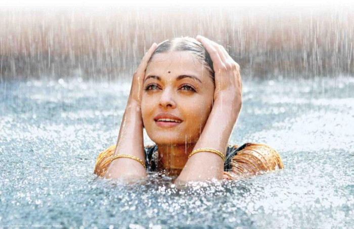 533401_413387652027717_467381275_n