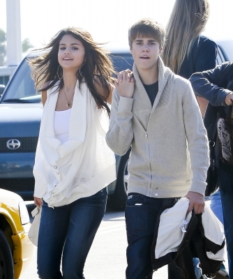 normal_031 - February 6th - Hanging Out at Santa Monica with Justin Beiber