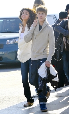 normal_033 - February 6th - Hanging Out at Santa Monica with Justin Beiber