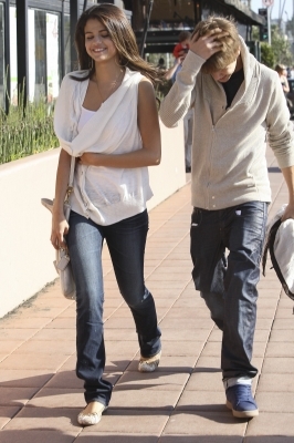 normal_045 - February 6th - Hanging Out at Santa Monica with Justin Beiber