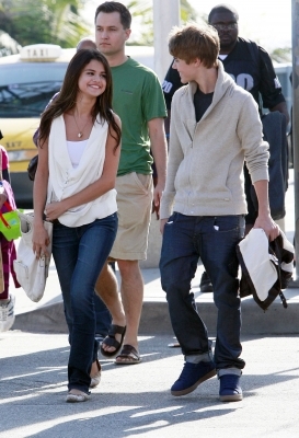 normal_057 - February 6th - Hanging Out at Santa Monica with Justin Beiber
