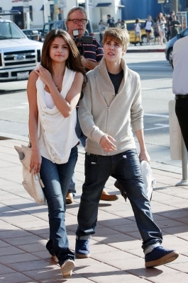 normal_059 - February 6th - Hanging Out at Santa Monica with Justin Beiber