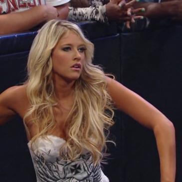 Pai..au facut dush impreuna . si..iti dai seama de restul :|