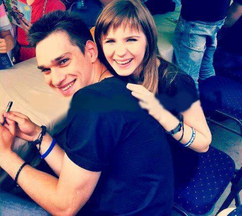 551021_268297093285094_470039703_n