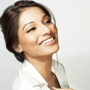 1298-Bipasha_basu