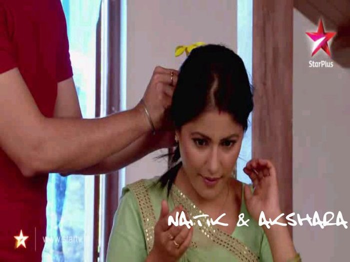 268366_226477980705971_1129989_n