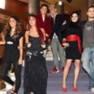 RBD_La_familia_1221218766_2007