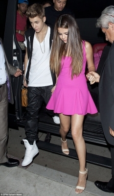 normal_data4 - 22 Juli - Dinner After Teen Choice Awards 2012 with Justin