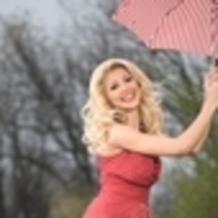 ilinca-vandici-505542l-thumbnail_gallery - Ilinca Vandici