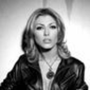 ilinca-vandici-822187l-thumbnail_gallery