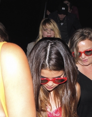 normal_14 - 26 Juni - Leaving Chateau Marmont with Justin Bieber and Katy Perry