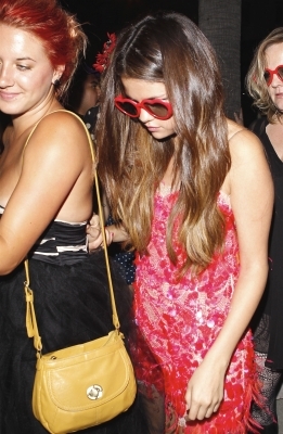 normal_16 - 26 Juni - Leaving Chateau Marmont with Justin Bieber and Katy Perry