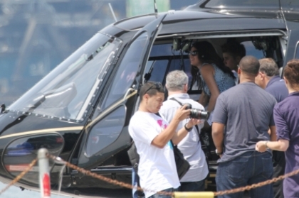 normal_003 - 16 Juni - boarding a helicopter with Justin in Toronto