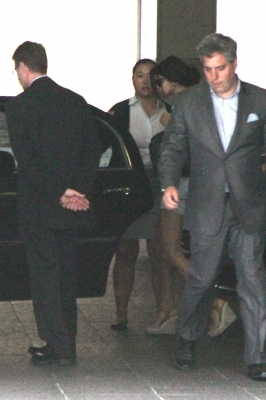 candids1~0 - 18 Juni - leaving hotel in Toronto