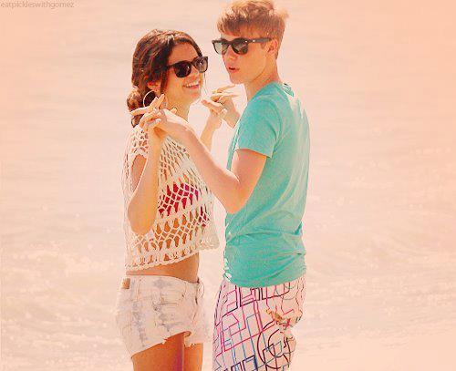 601224_312805122142854_122635259_n_large - 0 Jelenaaa