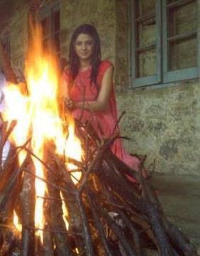 551103_252415491527663_119778257_n - jennifer winget11