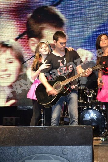 205240_119958981476955_1795659416_n - Concert Sinaia - 8 iunie xD
