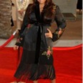 Raven_Symon__1268610702_0 - Raven Symone