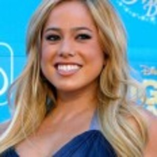 Sabrina_Bryan_1267921690_1 - Sabrina Bryan
