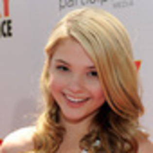 stefanie-scott-856517l-thumbnail_gallery