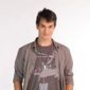 vlad-gherman-860084l-thumbnail_gallery