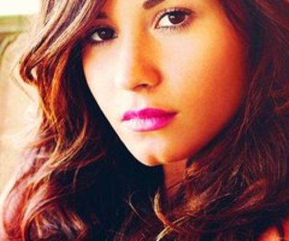 Mersii sis:xShi uh amea:X^Hug^Auzi maine al ce ora intri?