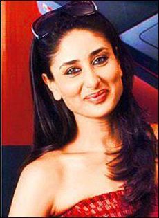 376336_267853443316604_309102210_n - Kareena Kapoor 2
