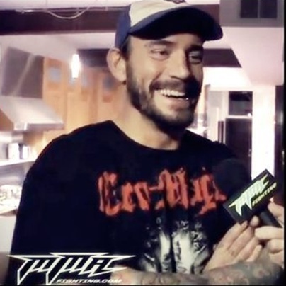 O iubesc pe Maria.Cu tine m`am culcat asa din..distratie.