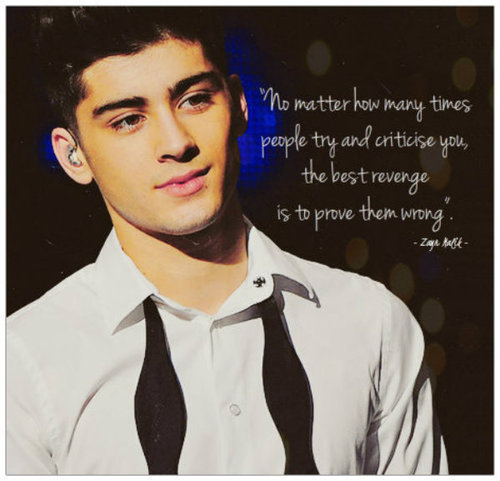 - Sa inteleg ca sunt singurr :-j =))) .