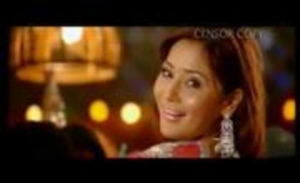 526999_321316974627527_1810949433_a - B-Sara Khan Dance-B