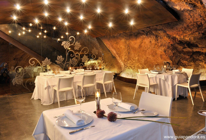 restaurant pestera - V   Vall de Uixo orasul meu