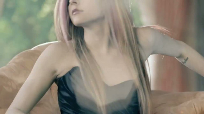 Avril Lavigne Wild Rose TV Commercial - OFFICIAL 012 - WILD ROSE - Official TV Commercial - Captures by me