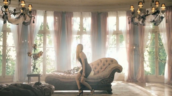 Avril Lavigne Wild Rose TV Commercial - OFFICIAL 021 - WILD ROSE - Official TV Commercial - Captures by me