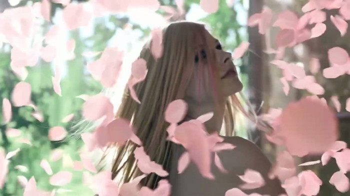 Avril Lavigne Wild Rose TV Commercial - OFFICIAL 046