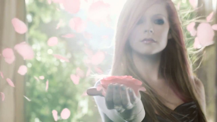 Avril Lavigne Wild Rose TV Commercial - OFFICIAL 078