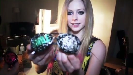 Rad New Shades 136 - Rad New Shades - WTH TV - Screen Captures by me