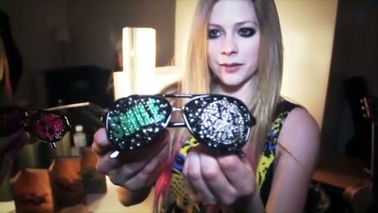 Rad New Shades 142 - Rad New Shades - WTH TV - Screen Captures by me